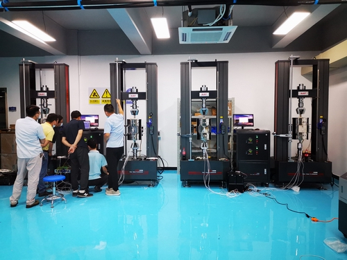 ?圖片新聞：東方重機(jī)高溫拉伸試驗機(jī)完成計量驗收